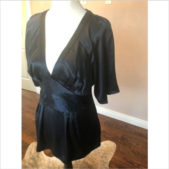 Signature for SaksFifthAvenue Umpire Silk Top SZ L - Picture 3 of 6